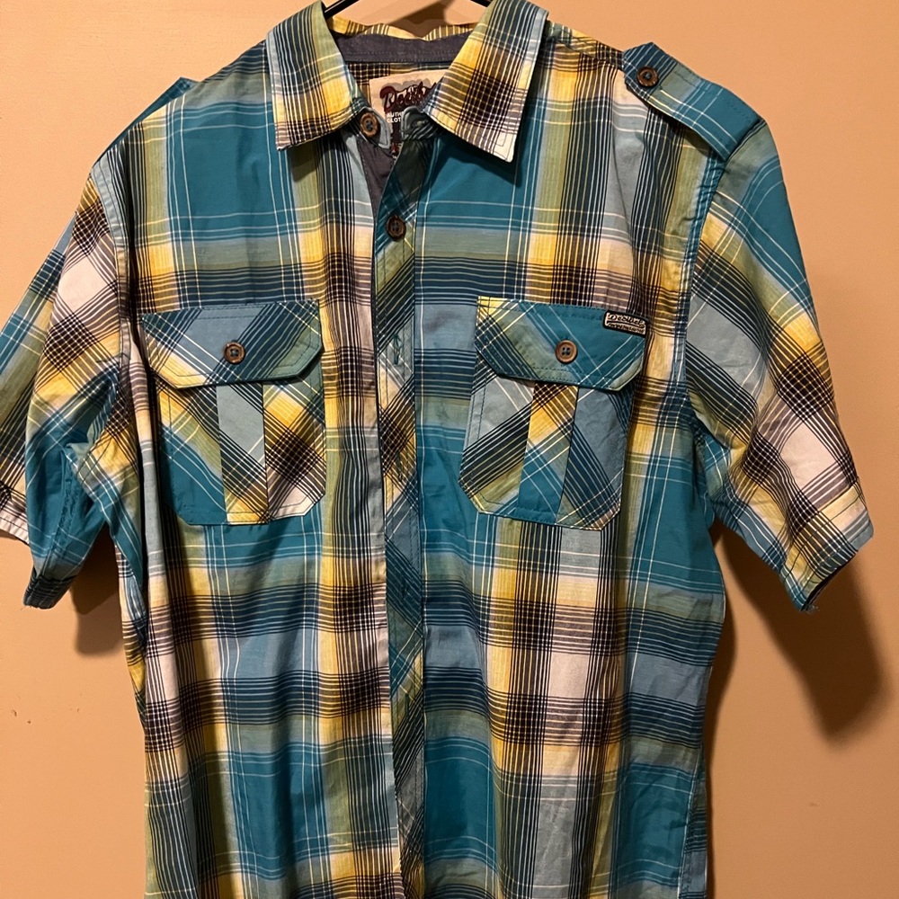 XL, Decibel short sleeve mens shirt. Never worn sat in the closet for a month